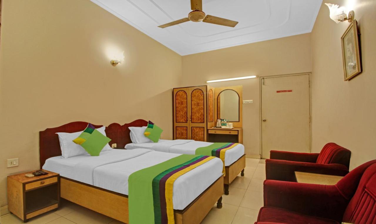 Treebo Mira Inn Kalkutta Exterior foto